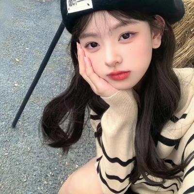 窥探海报