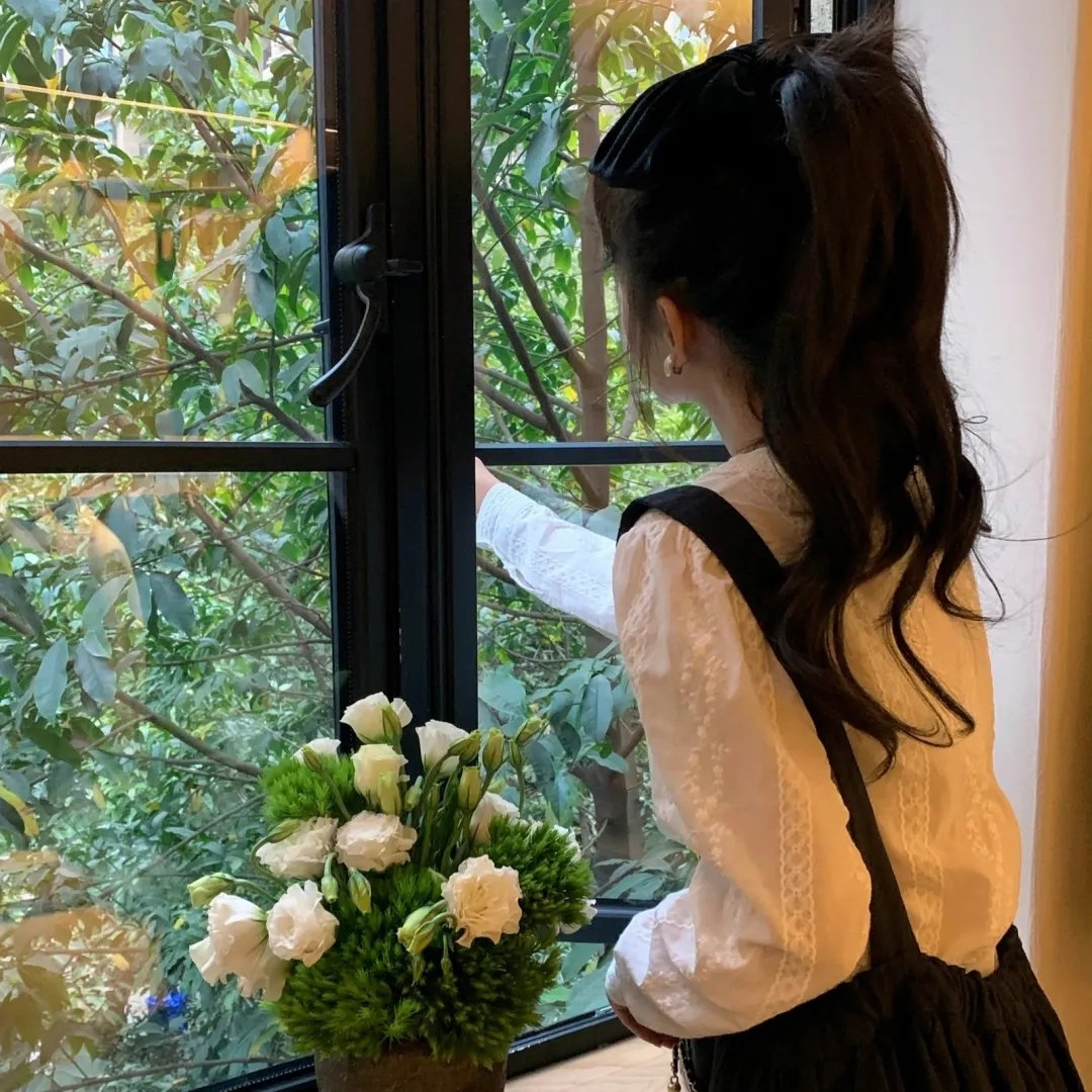 小妇人粤语海报